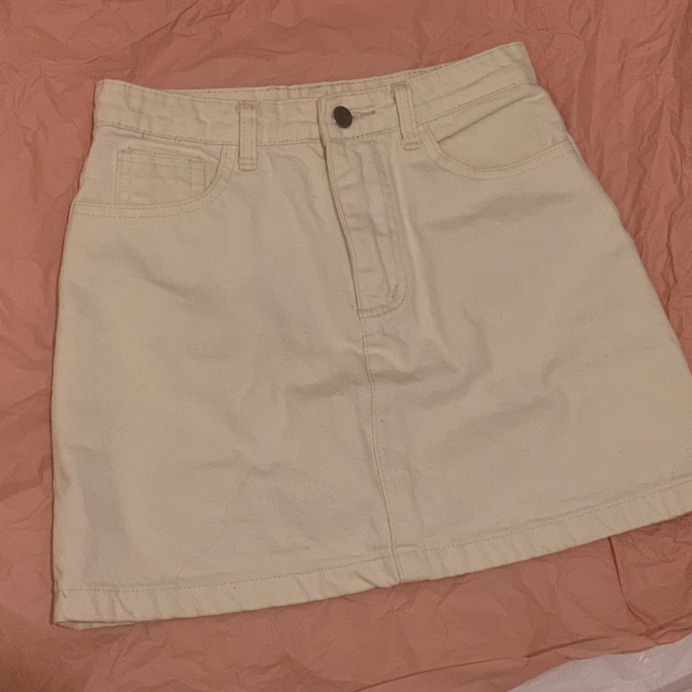short skirt